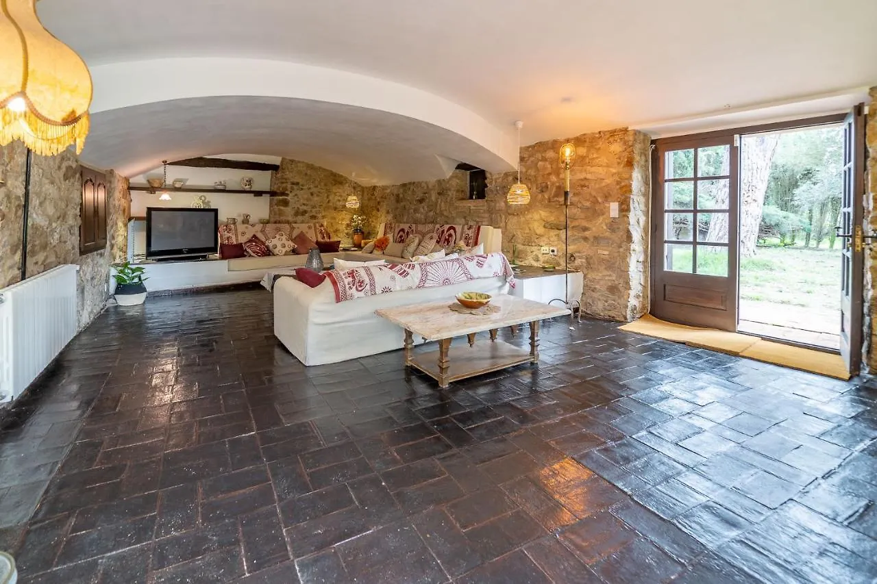 Masia Marco Lux, Ideal Familias Con Gran Zona Exterior Y Piscina Llagostera 0*,  İspanya